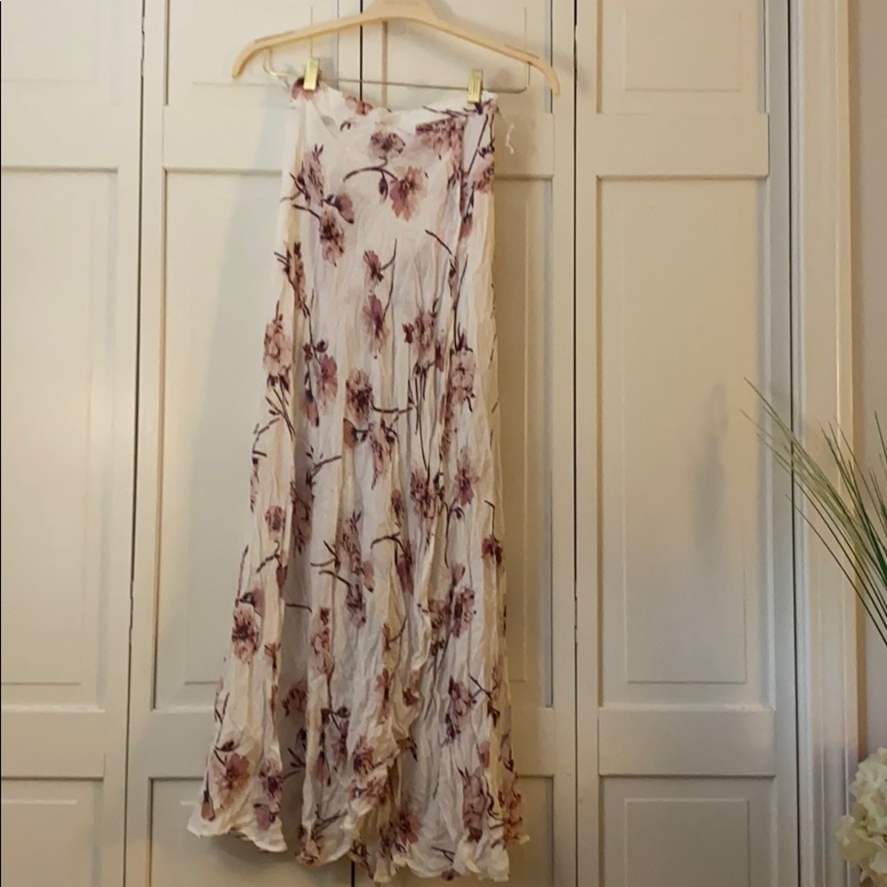 Long flowy maxi skirt
